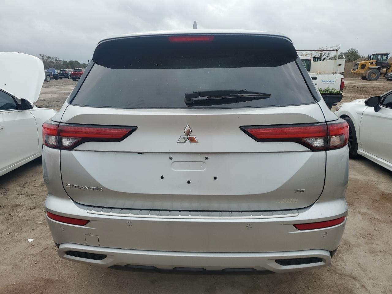 2024 MITSUBISHI OUTLANDER SE VIN:JA4J3VA84RZ057091