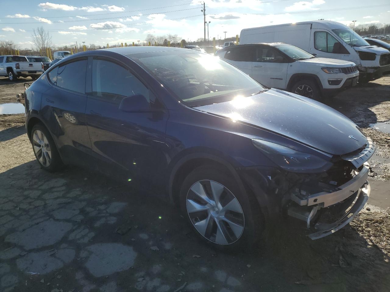 2024 TESLA MODEL Y  VIN:7SAYGDEE5RA274867