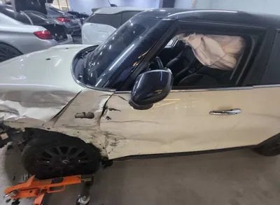 2021 MINI Cooper WMWXV9105M2N94014 VIN:WMWXV9105M2N94014