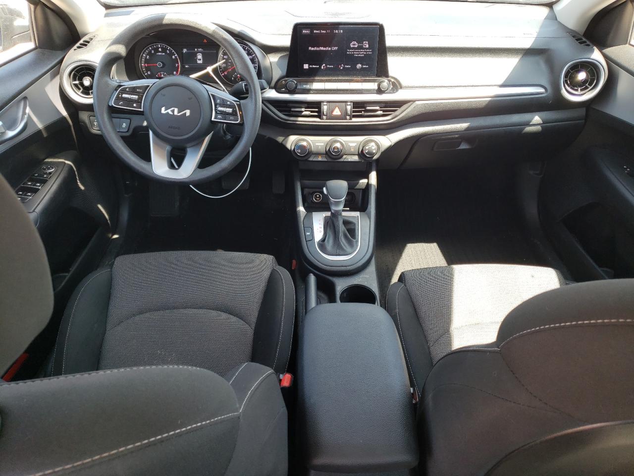 2024 KIA FORTE LX VIN:3KPF24AD0RE732419