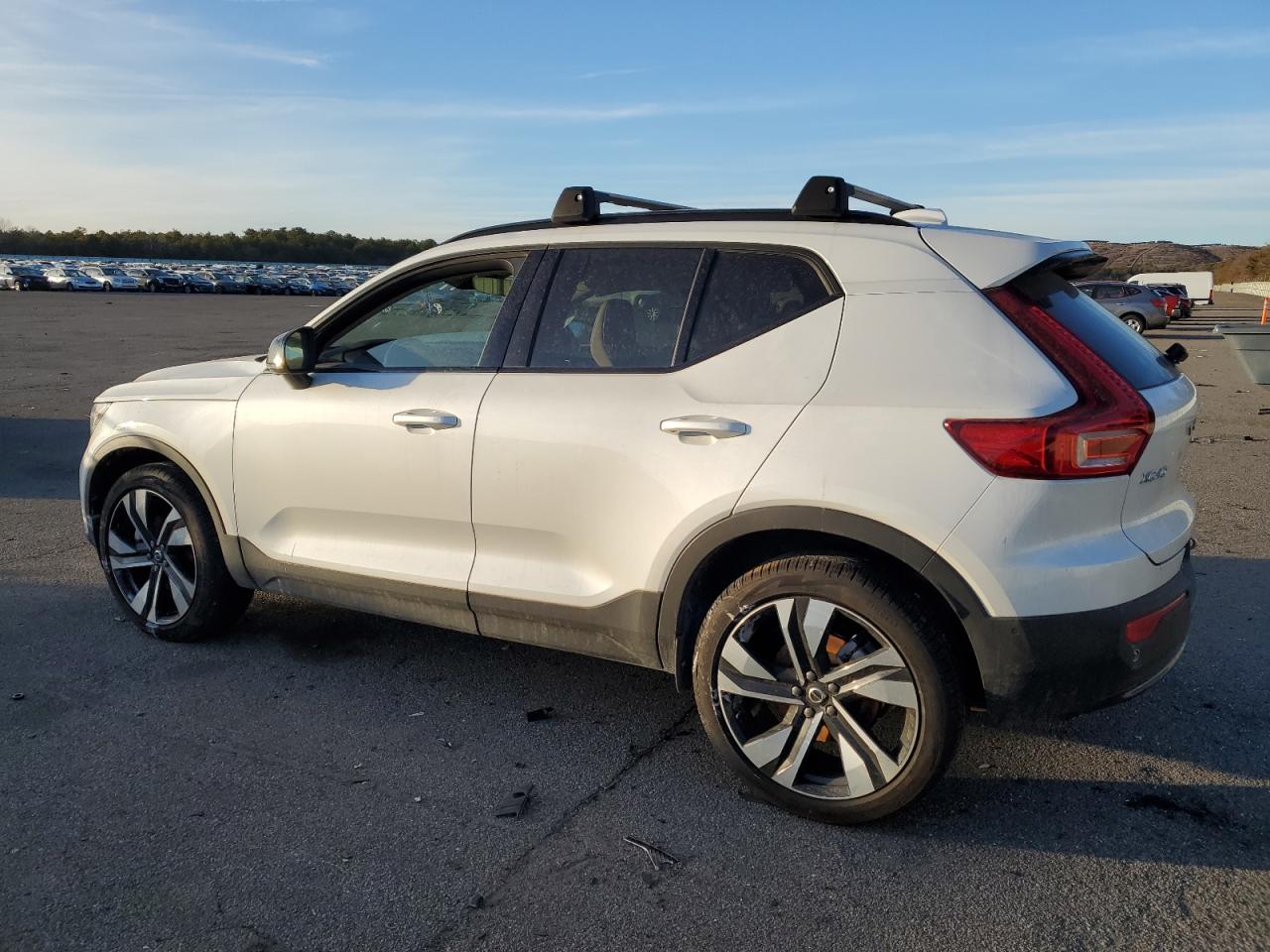 2024 VOLVO XC40 ULTIMATE VIN:YV4L12UM0R2340606