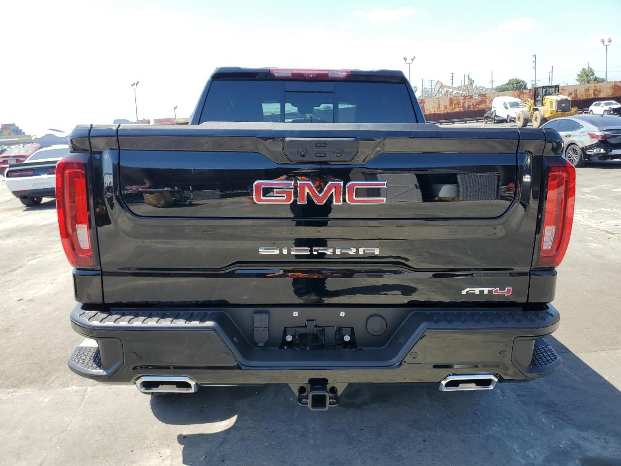 2024 GMC SIERRA K1500 AT4 VIN:1GTUUEEL5RZ311812