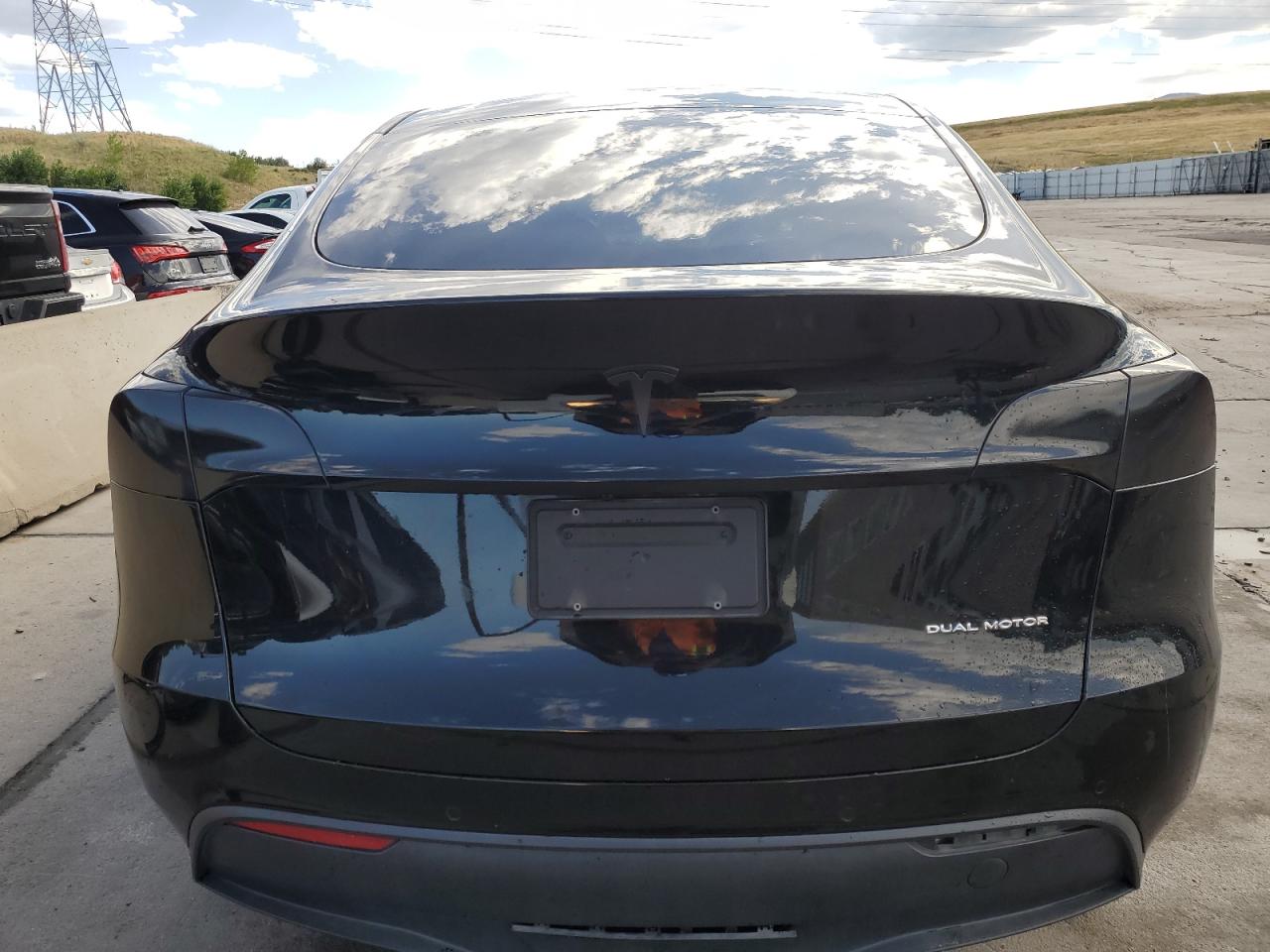 2022 TESLA MODEL Y  VIN:7SAYGDEE6NA016304