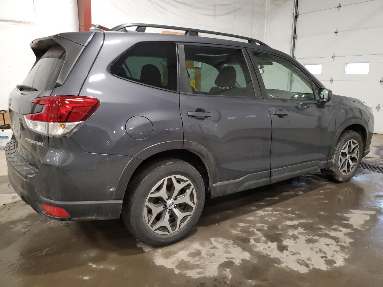 2022 SUBARU FORESTER PREMIUM VIN:JF2SKADCXNH448849