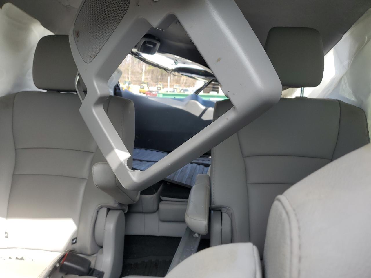 2022 HONDA PILOT TOURING VIN:5FNYF6H66NB019562