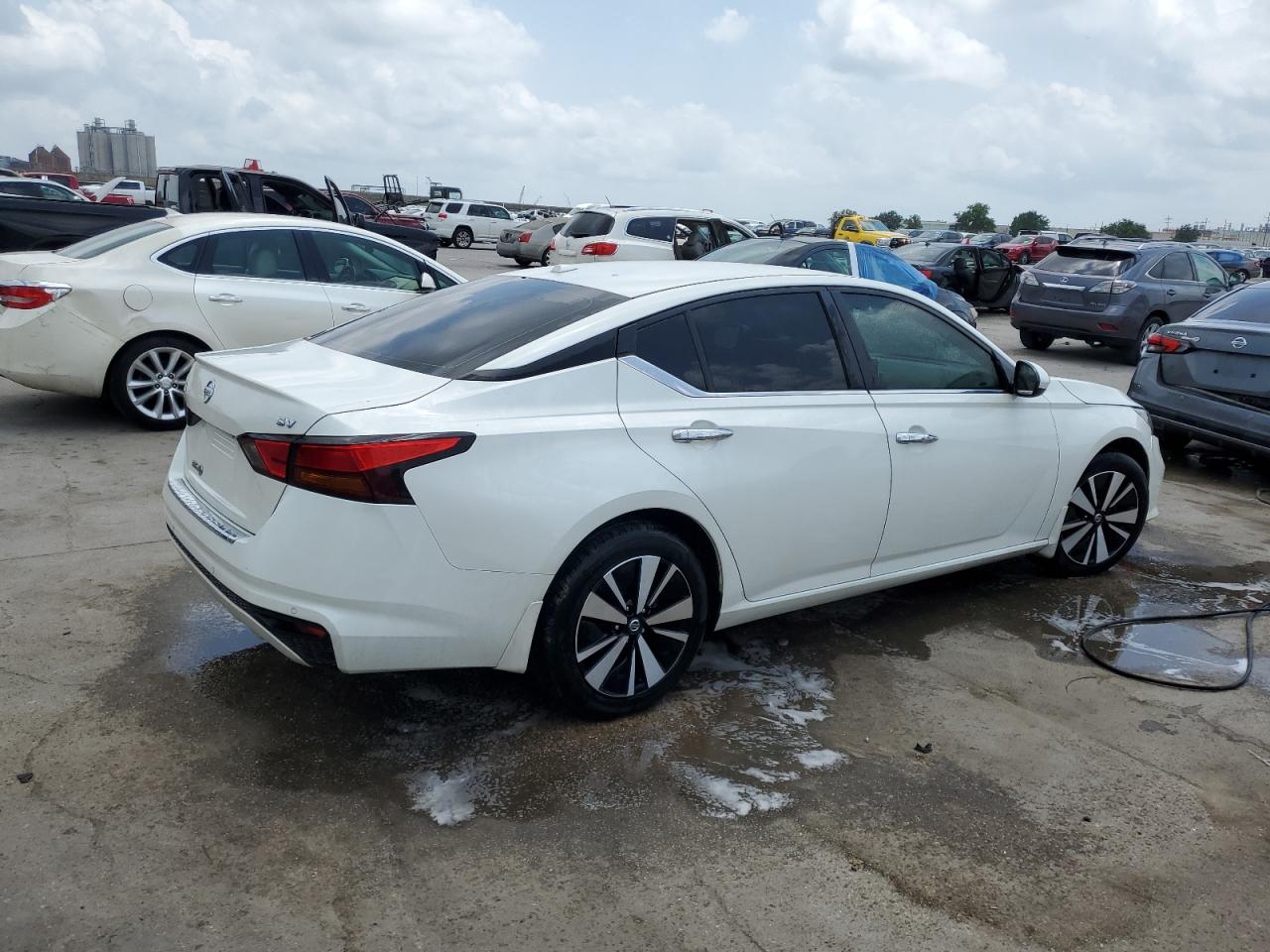 2022 NISSAN ALTIMA SV VIN:1N4BL4DV1NN357488