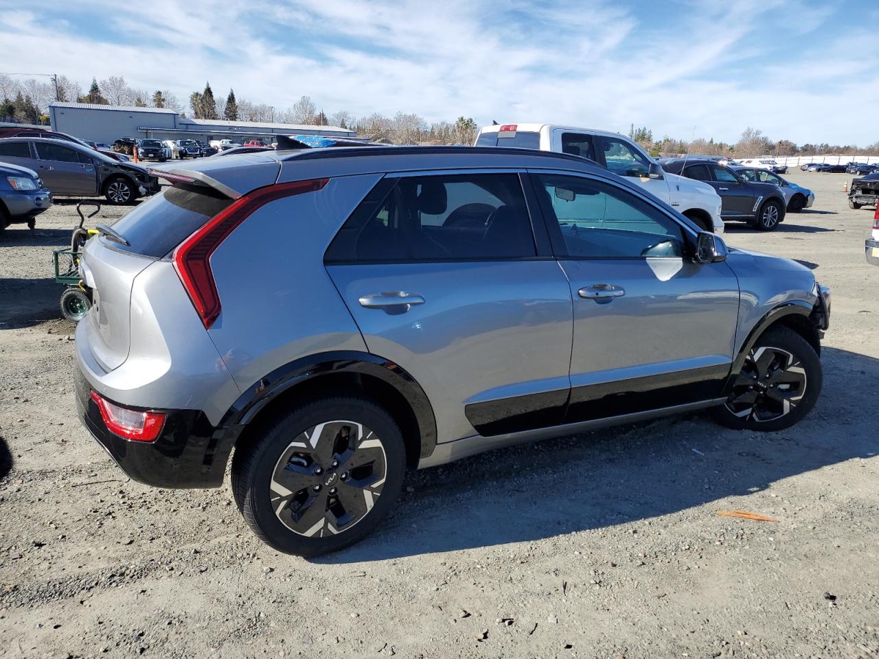 2023 KIA NIRO WIND VIN:KNDCR3L10P5028841