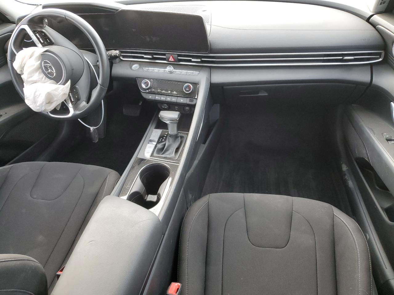 2023 HYUNDAI ELANTRA SEL VIN:5NPLS4AG8PH090361