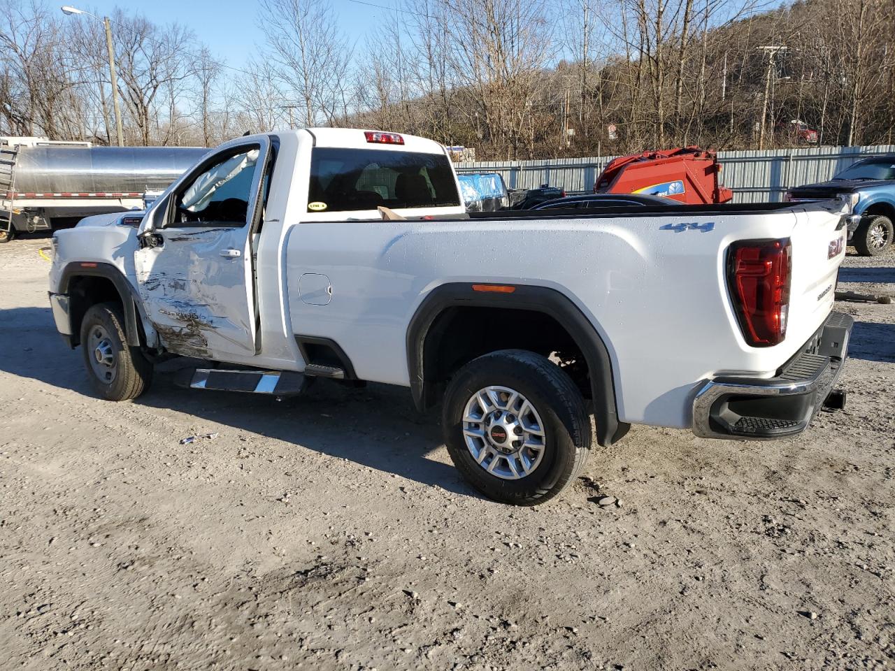 2022 GMC SIERRA K2500 SLE VIN:1GT39ME75NF216561