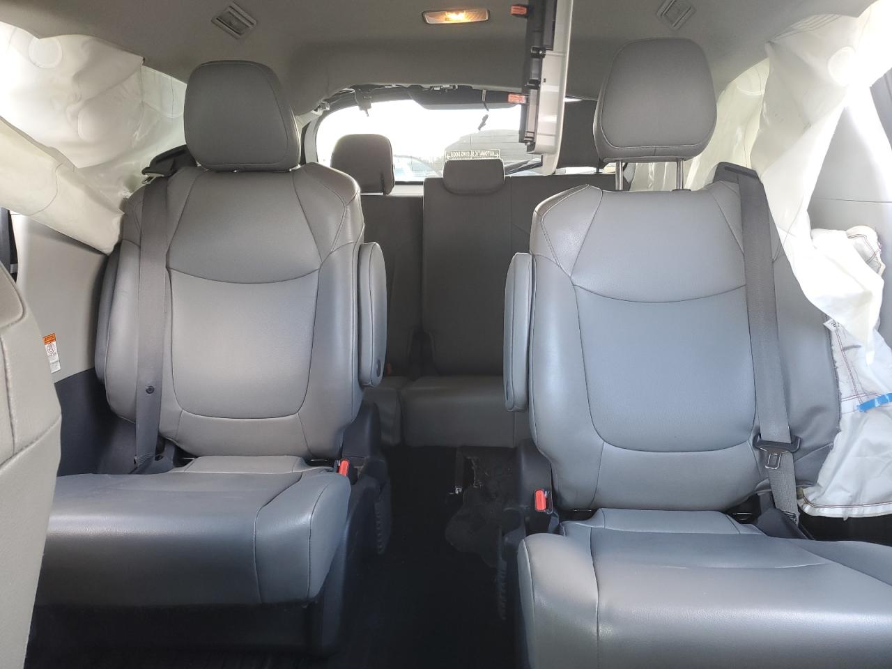 2022 TOYOTA SIENNA XLE VIN:5TDJRKECXNS090870