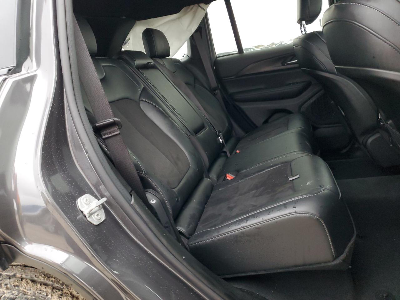 2024 JEEP GRAND CHEROKEE LAREDO VIN:1C4RJGAG0RC206553