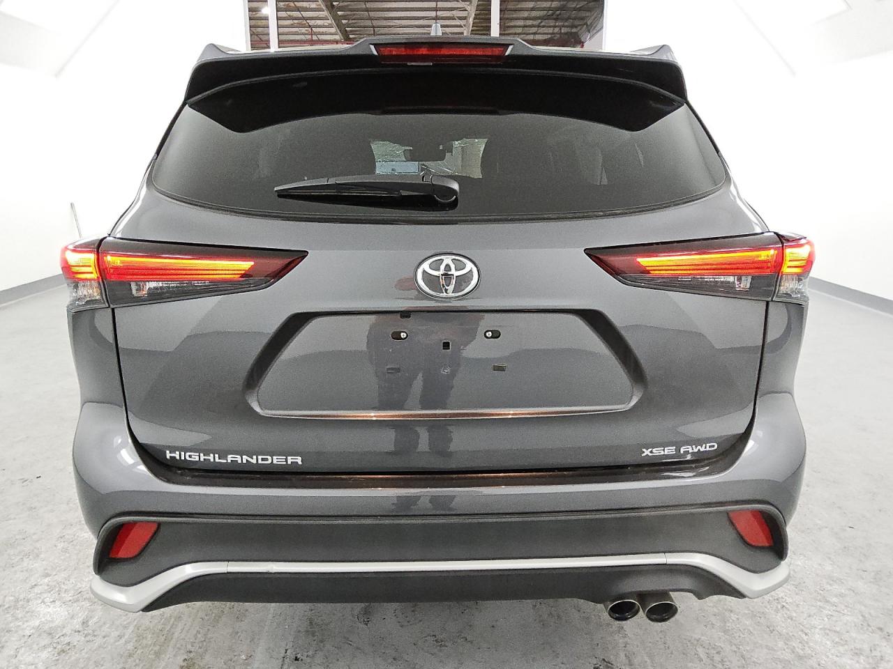 2024 TOYOTA HIGHLANDER LE VIN:5TDKDRBH8RS550593