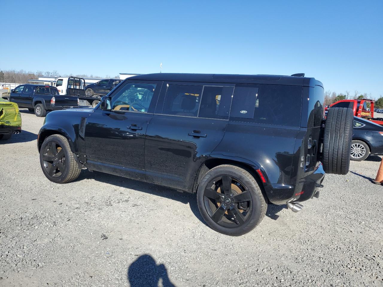 2024 LAND ROVER DEFENDER 110 VIN:SALEBEEE7R2286893