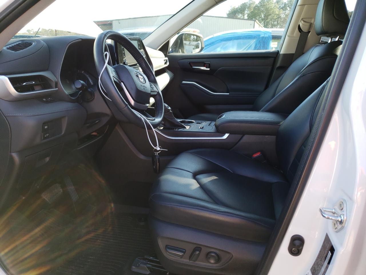 2022 TOYOTA HIGHLANDER HYBRID XLE VIN:5TDGBRCH7NS547785