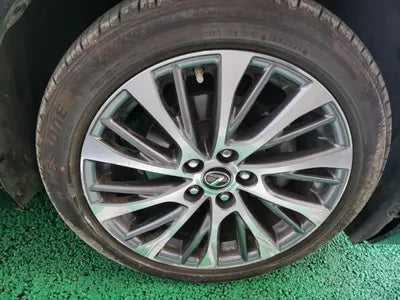 2018 Lexus ES 300 VIN: