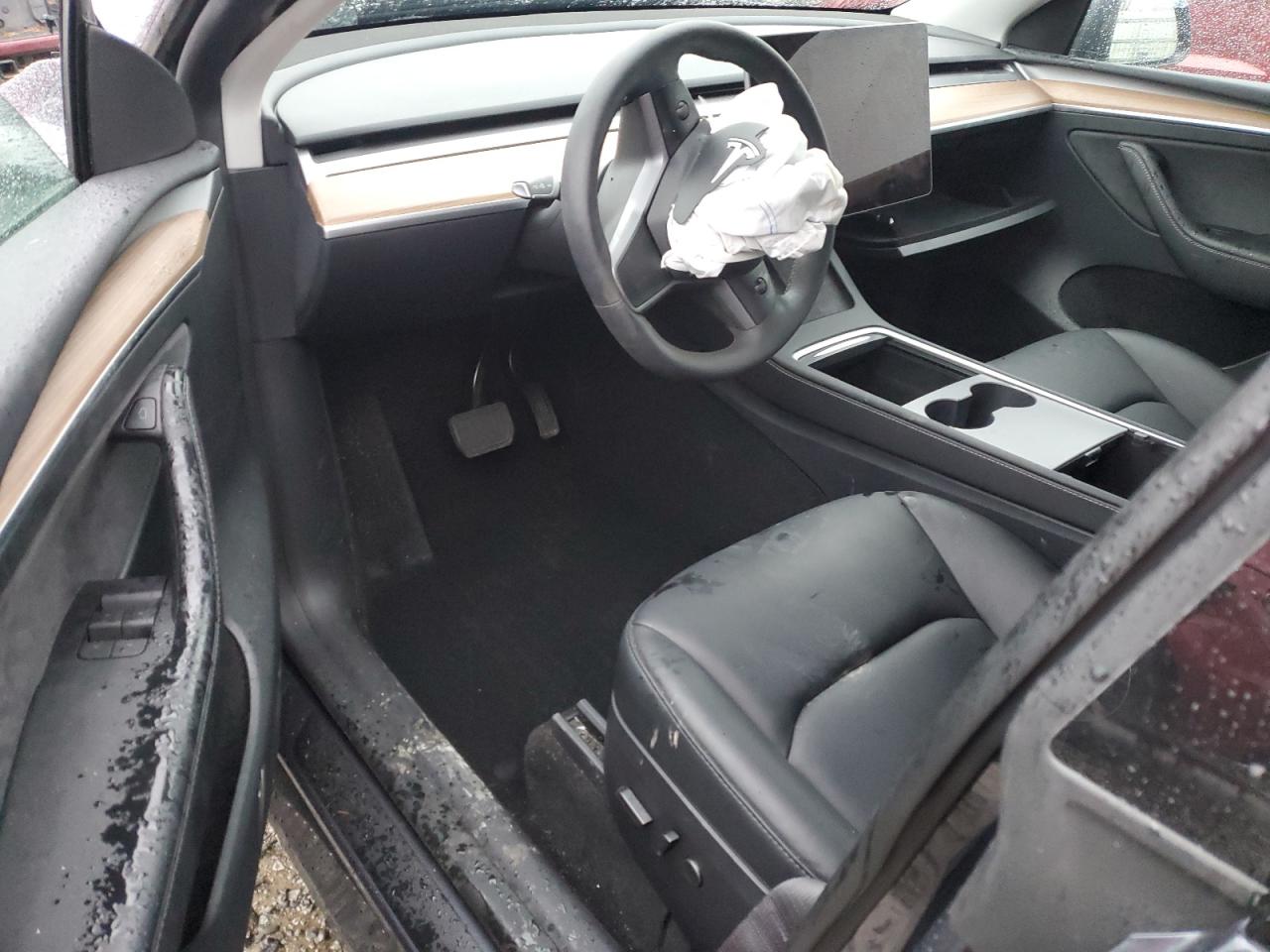 2023 TESLA MODEL Y  VIN:7SAYGDEE0PF962033