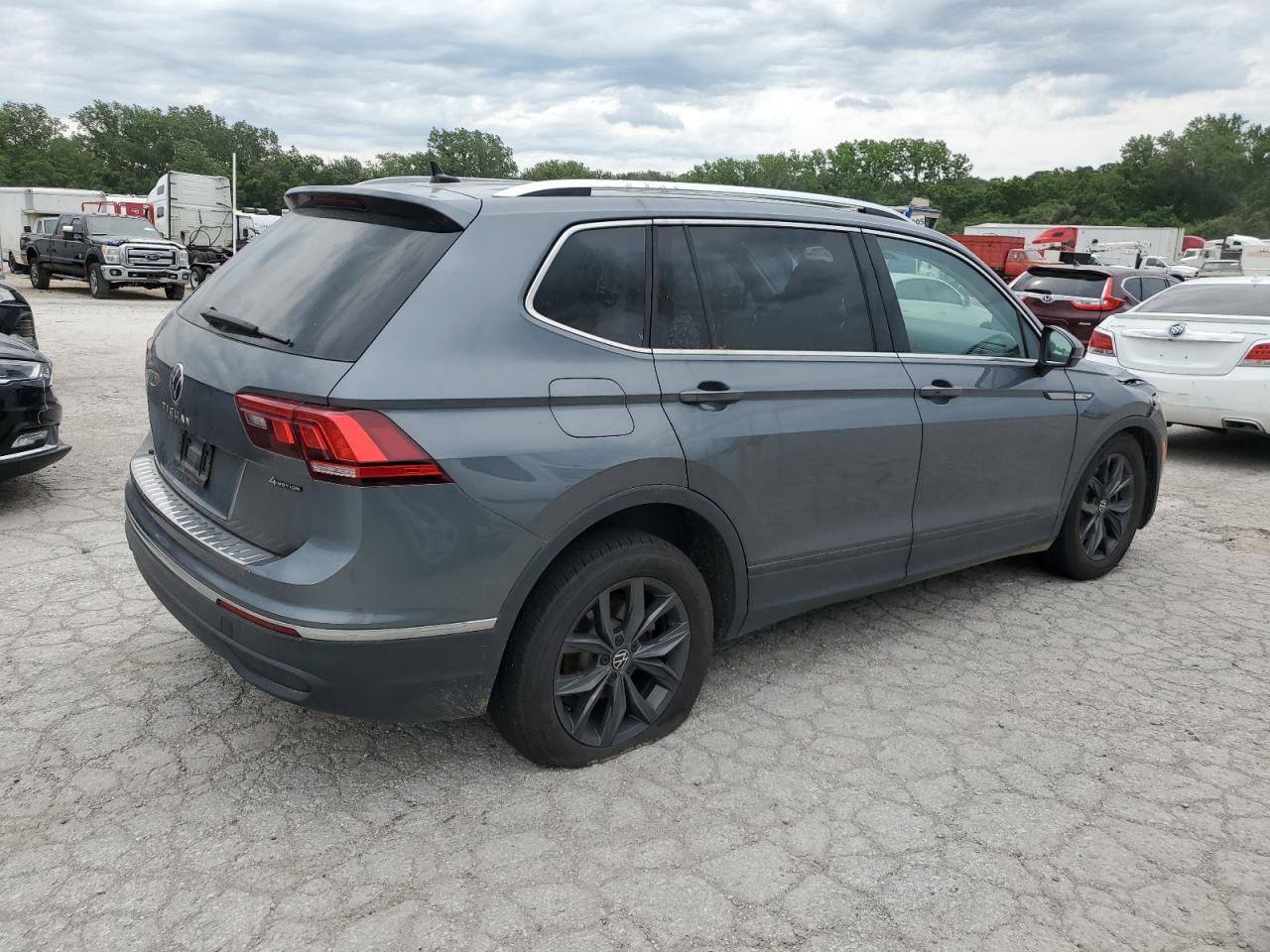 2023 VOLKSWAGEN TIGUAN SE VIN:3VVMB7AX5PM129411