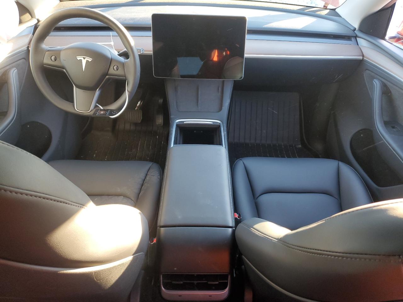 2023 TESLA MODEL Y  VIN:7SAYGDEE8PA164974