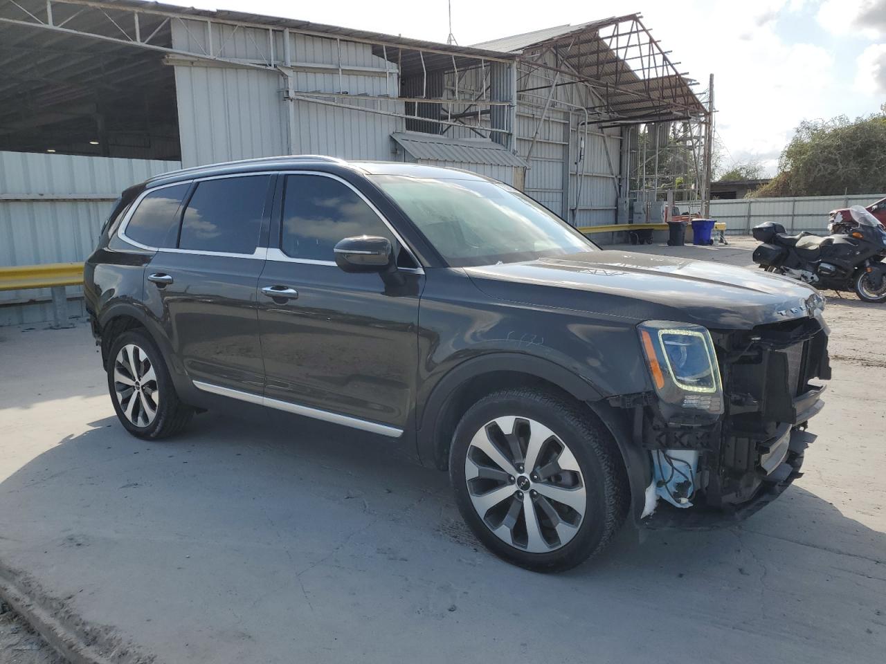 2022 KIA TELLURIDE S VIN:5XYP6DHC0NG212417