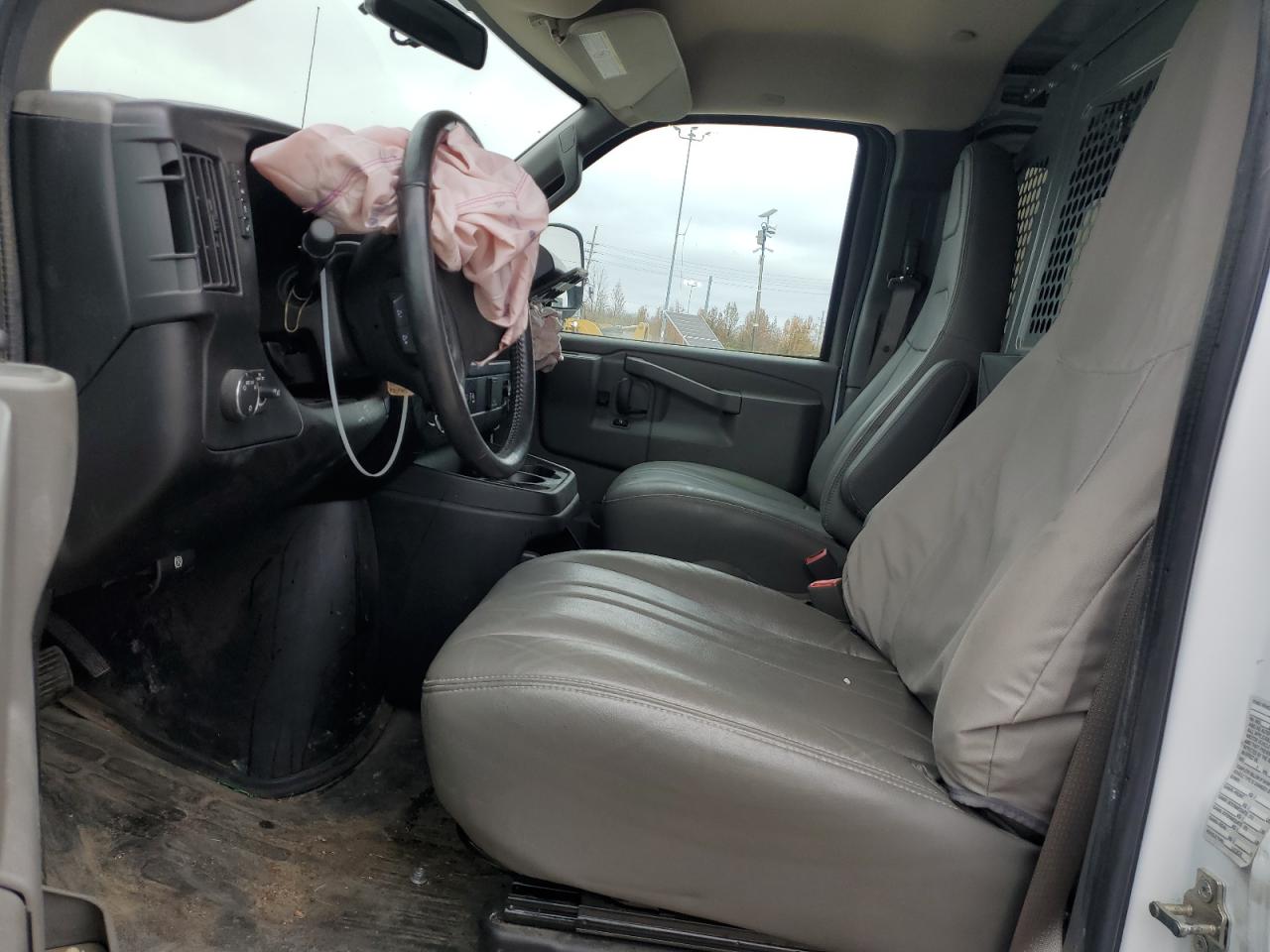 2022 CHEVROLET EXPRESS G2500  VIN:1GCWGAF72N1259915