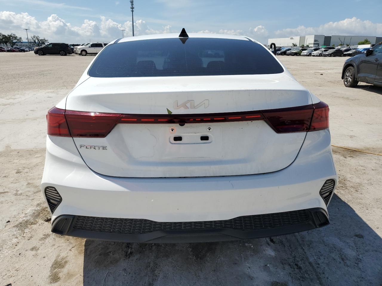 2022 KIA FORTE FE VIN:3KPF24ADXNE430890