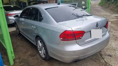 2015 Volkswagen Passat 1VWZZZA3ZFC052055 VIN:1VWZZZA3ZFC052055