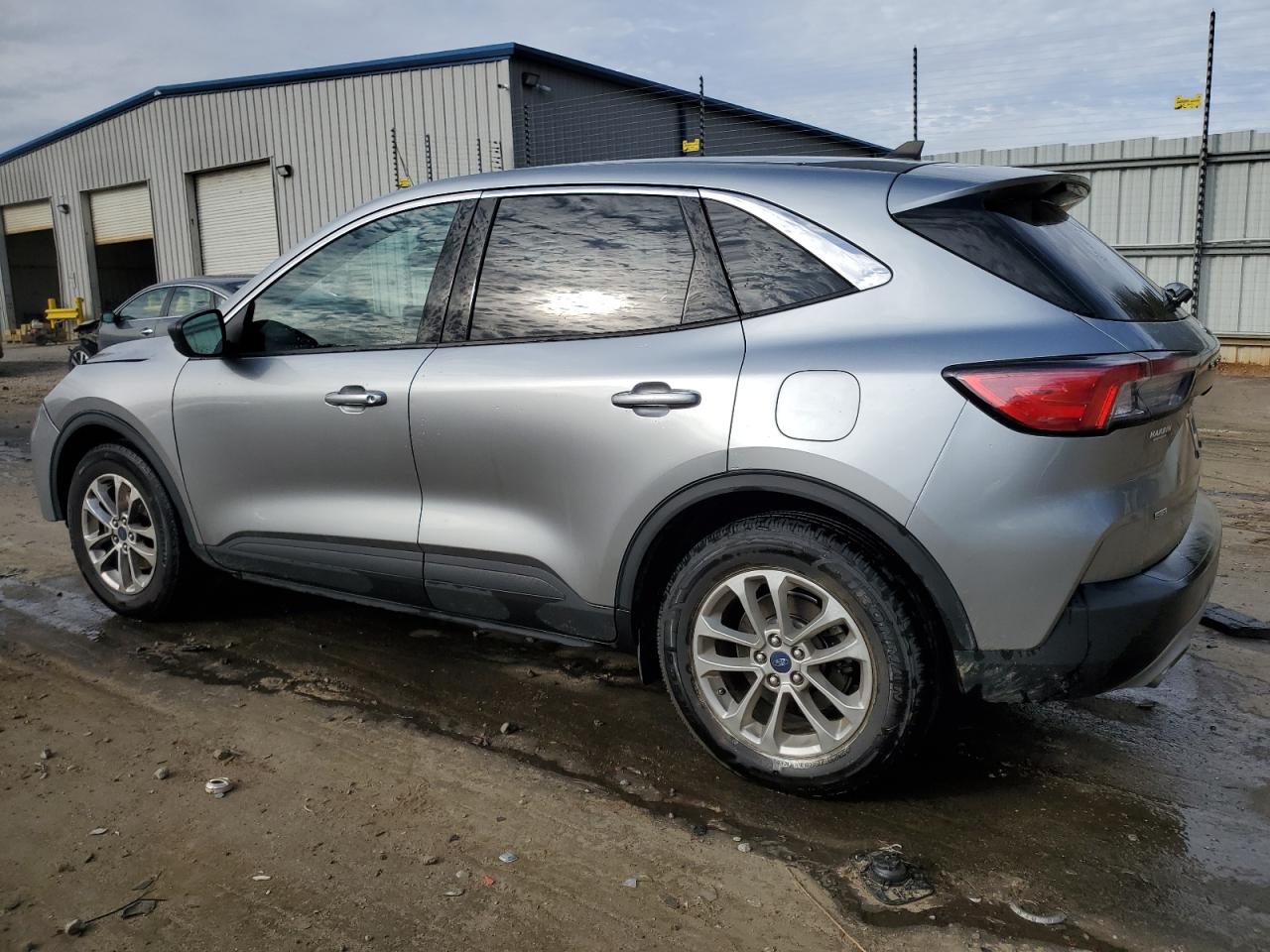 2022 FORD ESCAPE SE VIN:1FMCU0G64NUA44414