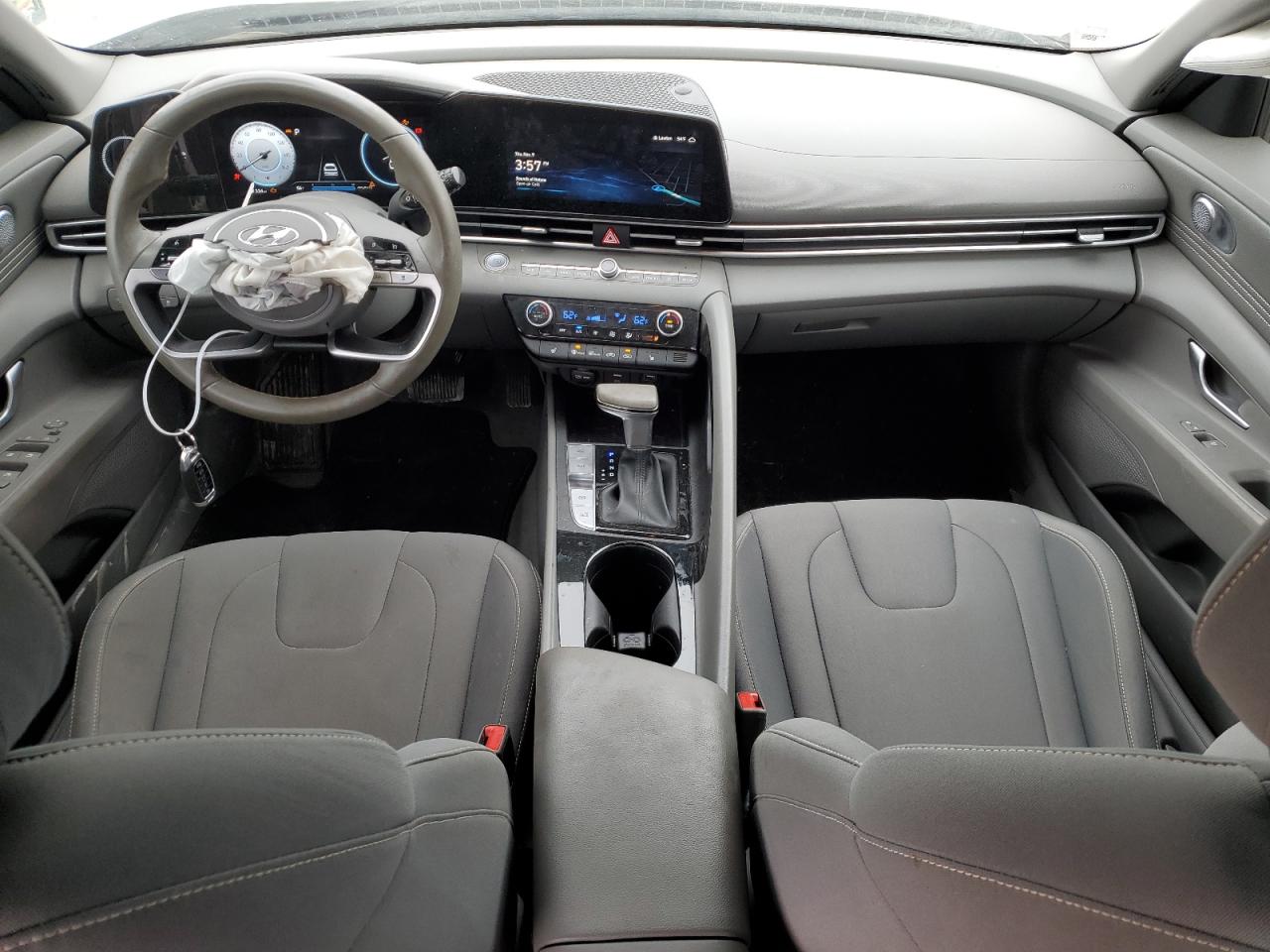 2023 HYUNDAI ELANTRA SEL VIN:5NPLS4AG8PH088674