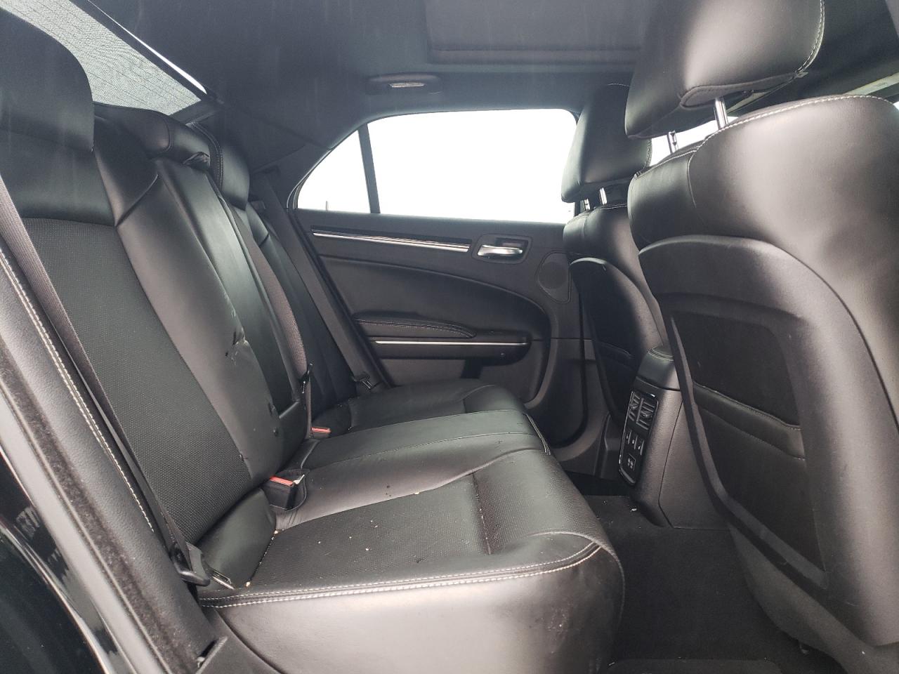 2022 CHRYSLER 300 S VIN:2C3CCABGXNH107617