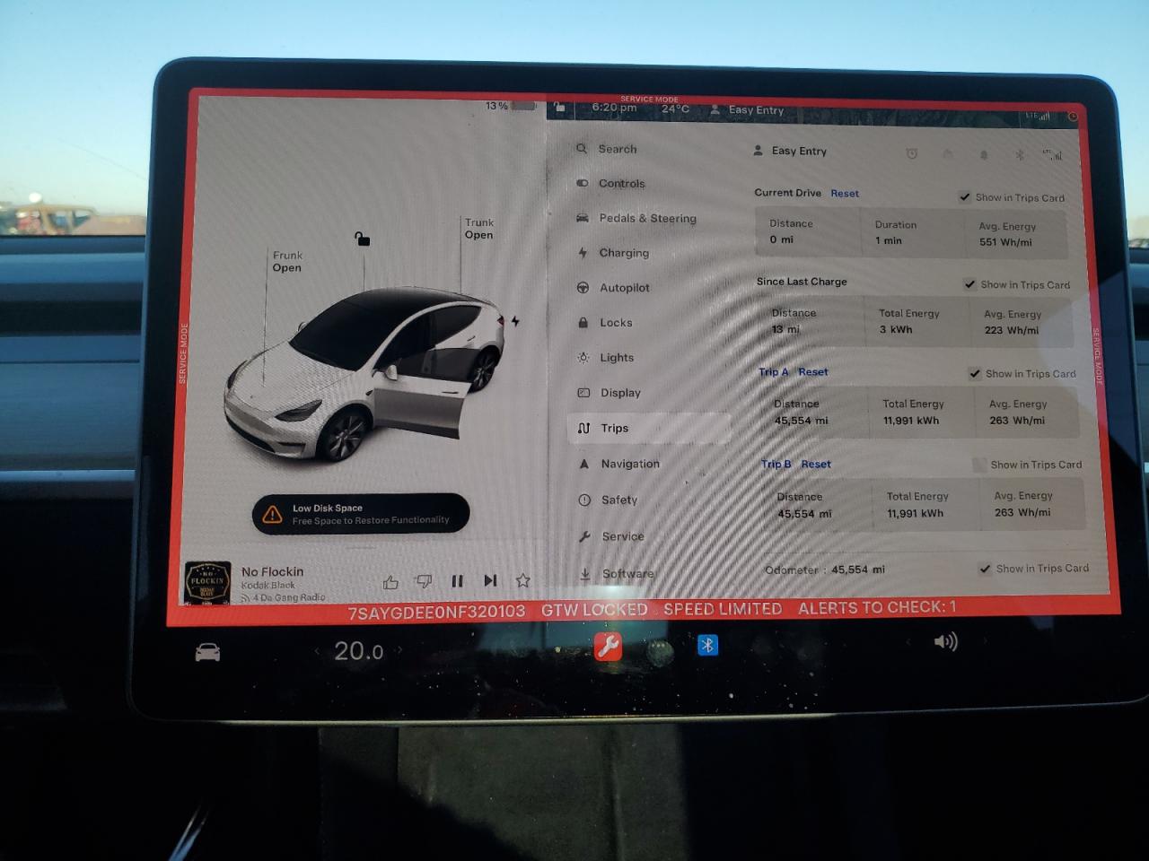 2022 TESLA MODEL Y  VIN:7SAYGDEE0NF320103