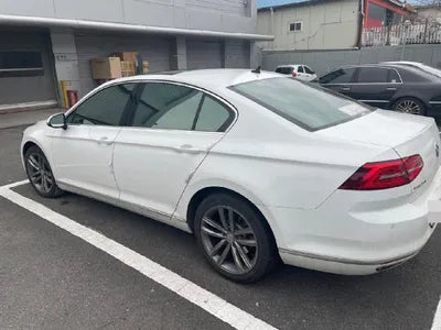 2018 Volkswagen Passat VIN: