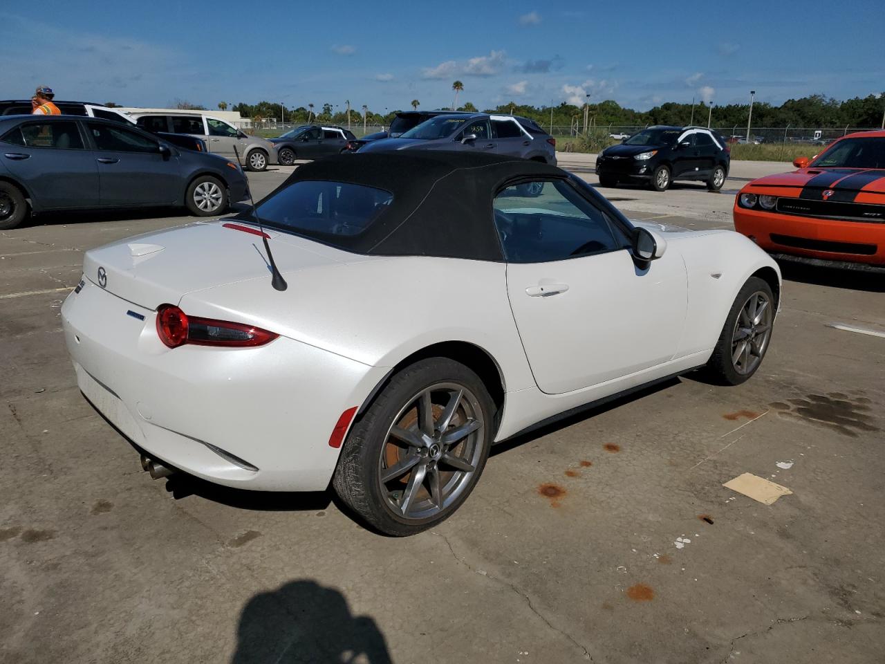 2023 MAZDA MX-5 MIATA GRAND TOURING VIN:JM1NDAD73P0555817