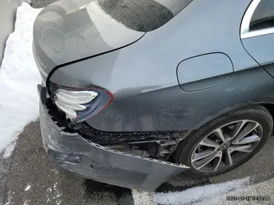 2018 Mercedes-Benz E 300 VIN: