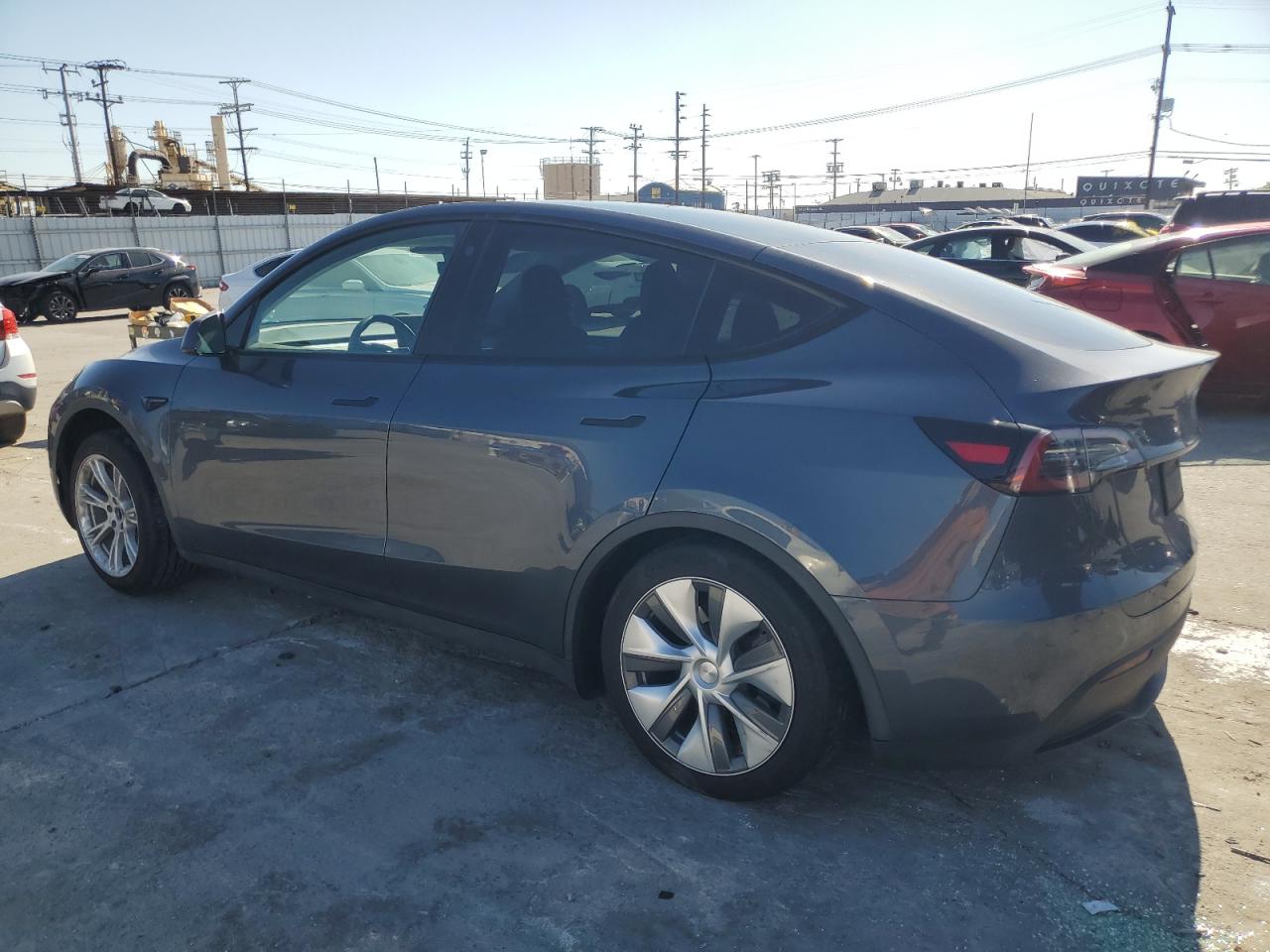 2023 TESLA MODEL Y  VIN:7SAYGDEE5PA037129