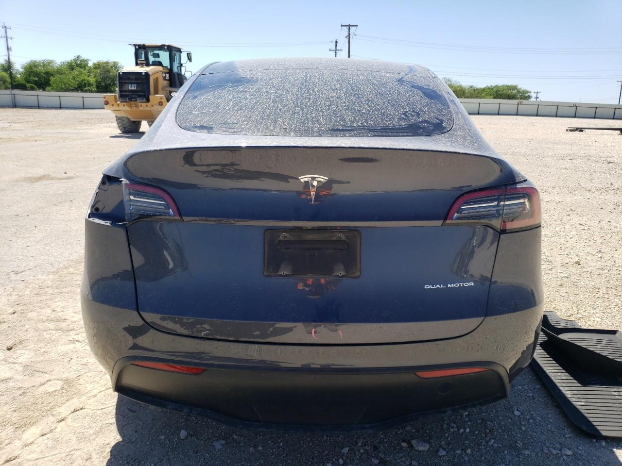 2023 TESLA MODEL Y  VIN:7SAYGDEE6PA101517