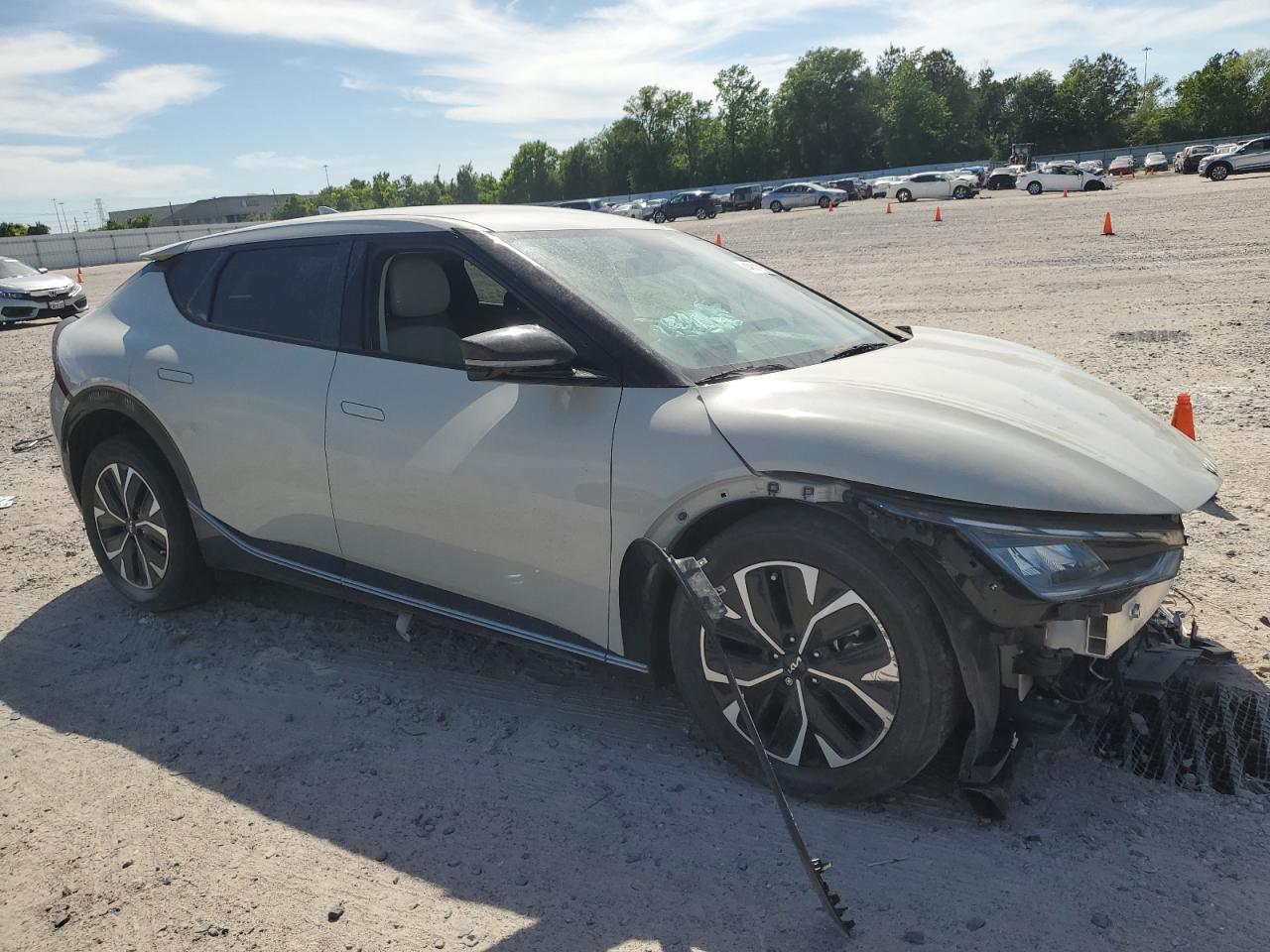 2022 KIA EV6 LIGHT VIN:KNDC34LAXN5031217