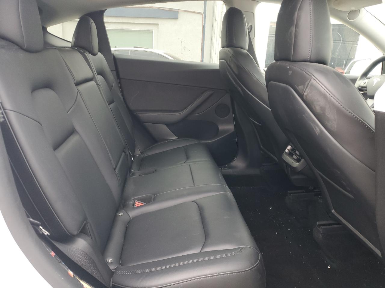 2022 TESLA MODEL Y  VIN:7SAYGDEE4NF443631