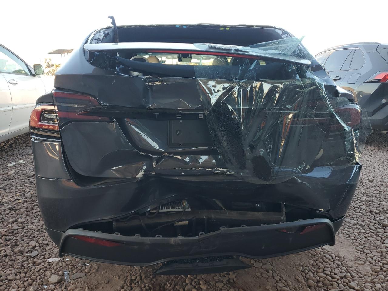 2023 TESLA MODEL X  VIN:7SAXCAE5XPF384061