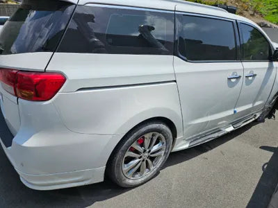 2017 Kia Carnival VIN: