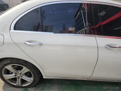 2017 Mercedes-Benz E 220 VIN: