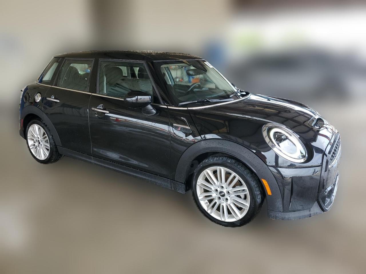 2024 MINI COOPER S VIN:WMW53DK04R2V43769