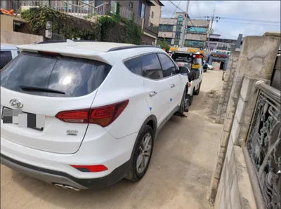 2017 Hyundai Santa FE VIN: