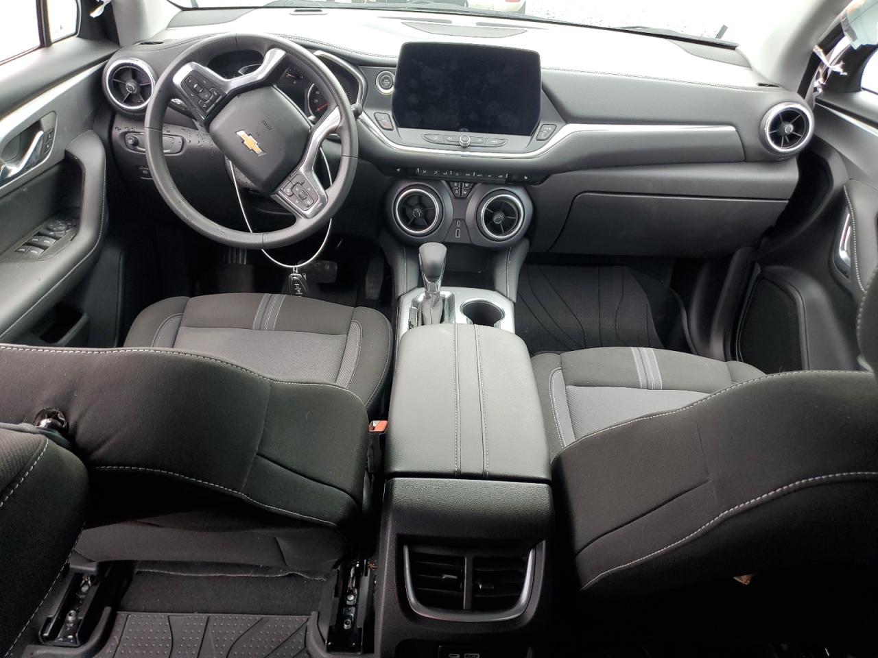 2024 CHEVROLET BLAZER 2LT VIN:3GNKBCR40RS268859