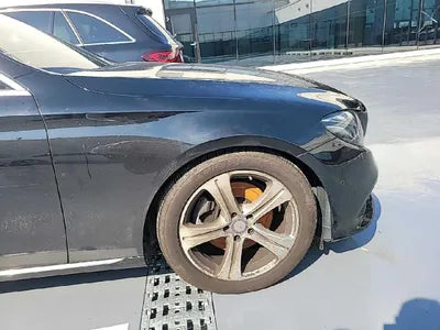 2016 Mercedes-Benz E 220 VIN: