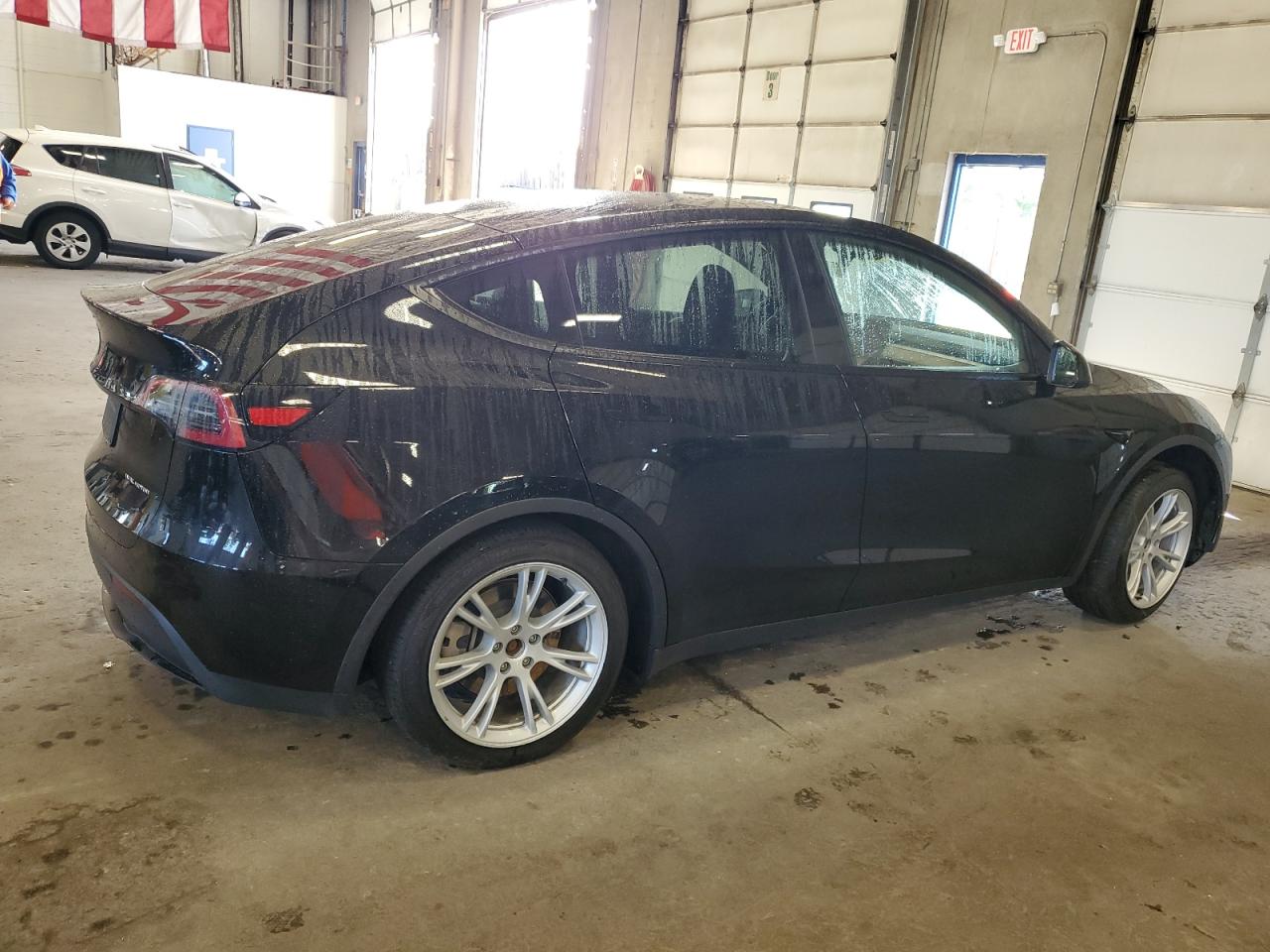 2023 TESLA MODEL Y  VIN:7SAYGAEE0PF907838