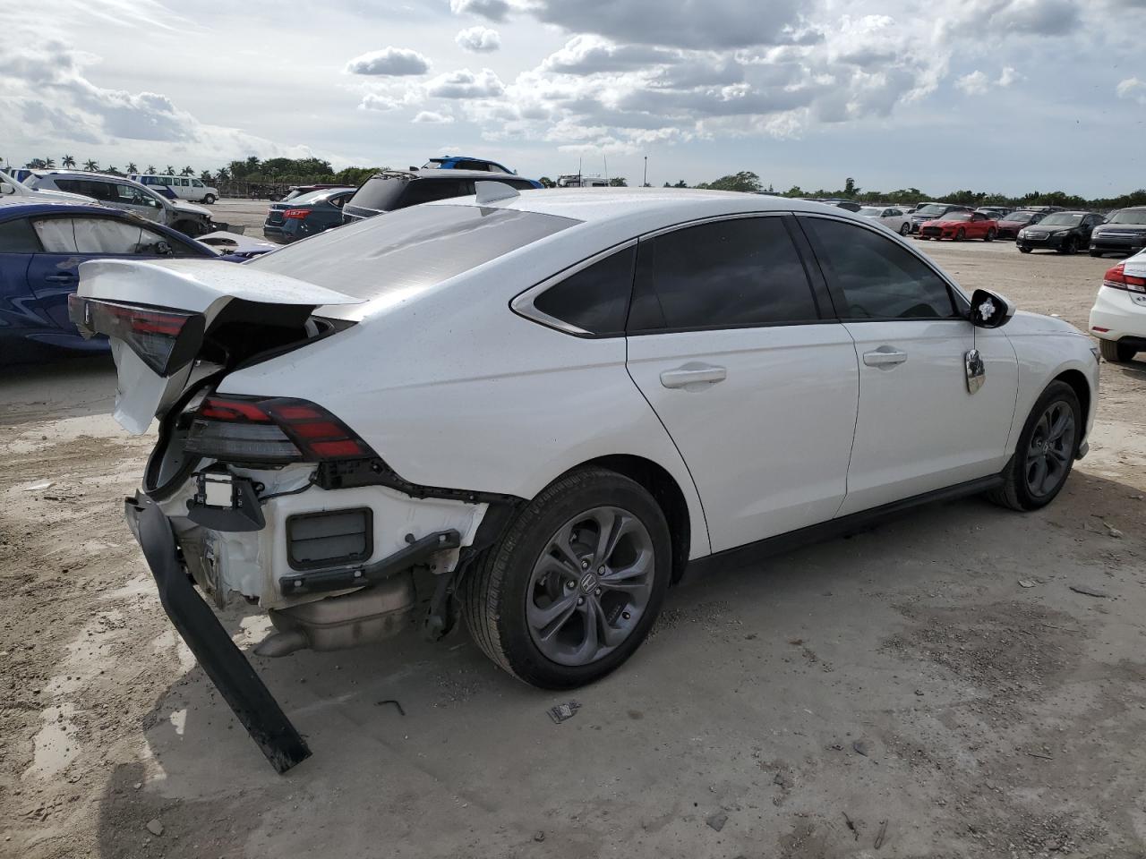 2023 HONDA ACCORD EX VIN:1HGCY1F33PA054802