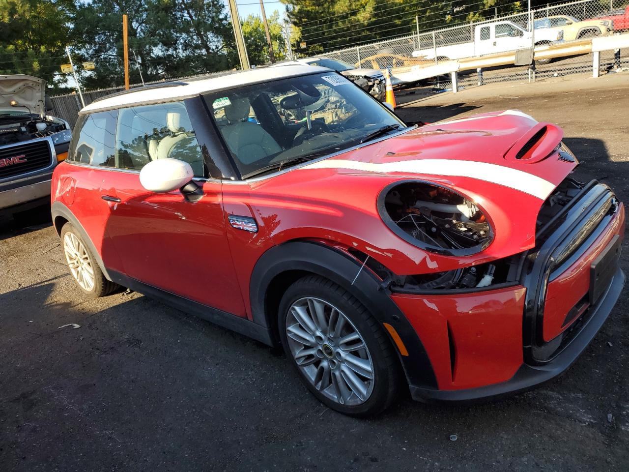 2024 MINI COOPER SE VIN:WMW13DJ05R2V45143