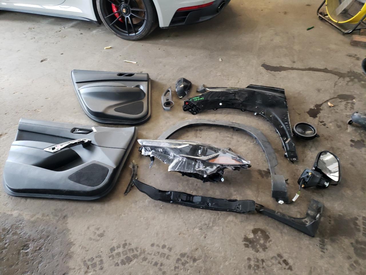 2023 TOYOTA COROLLA CROSS LE VIN:7MUCAABG4PV073931