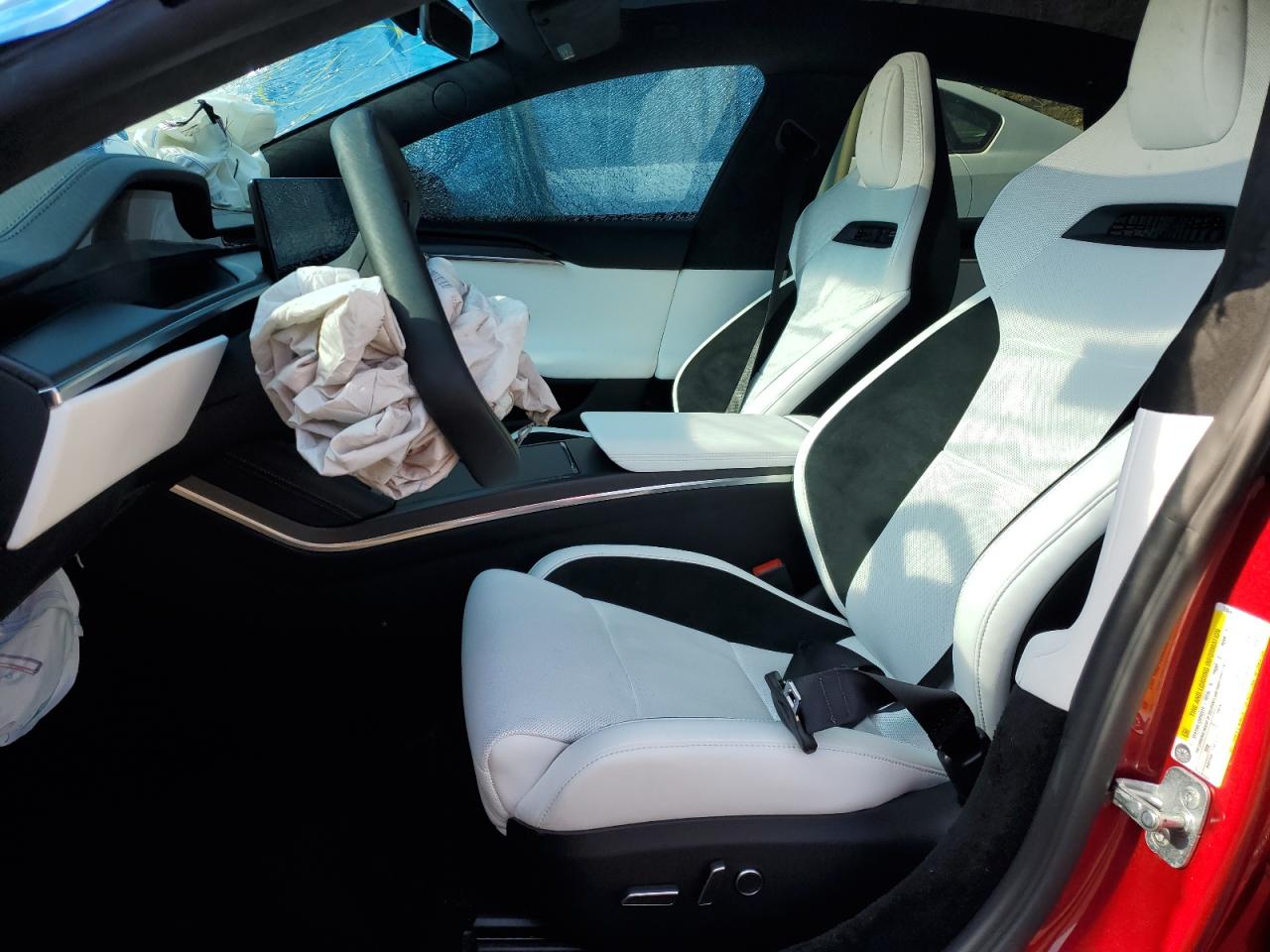 2024 TESLA MODEL S  VIN:5YJSA1E66RF538449