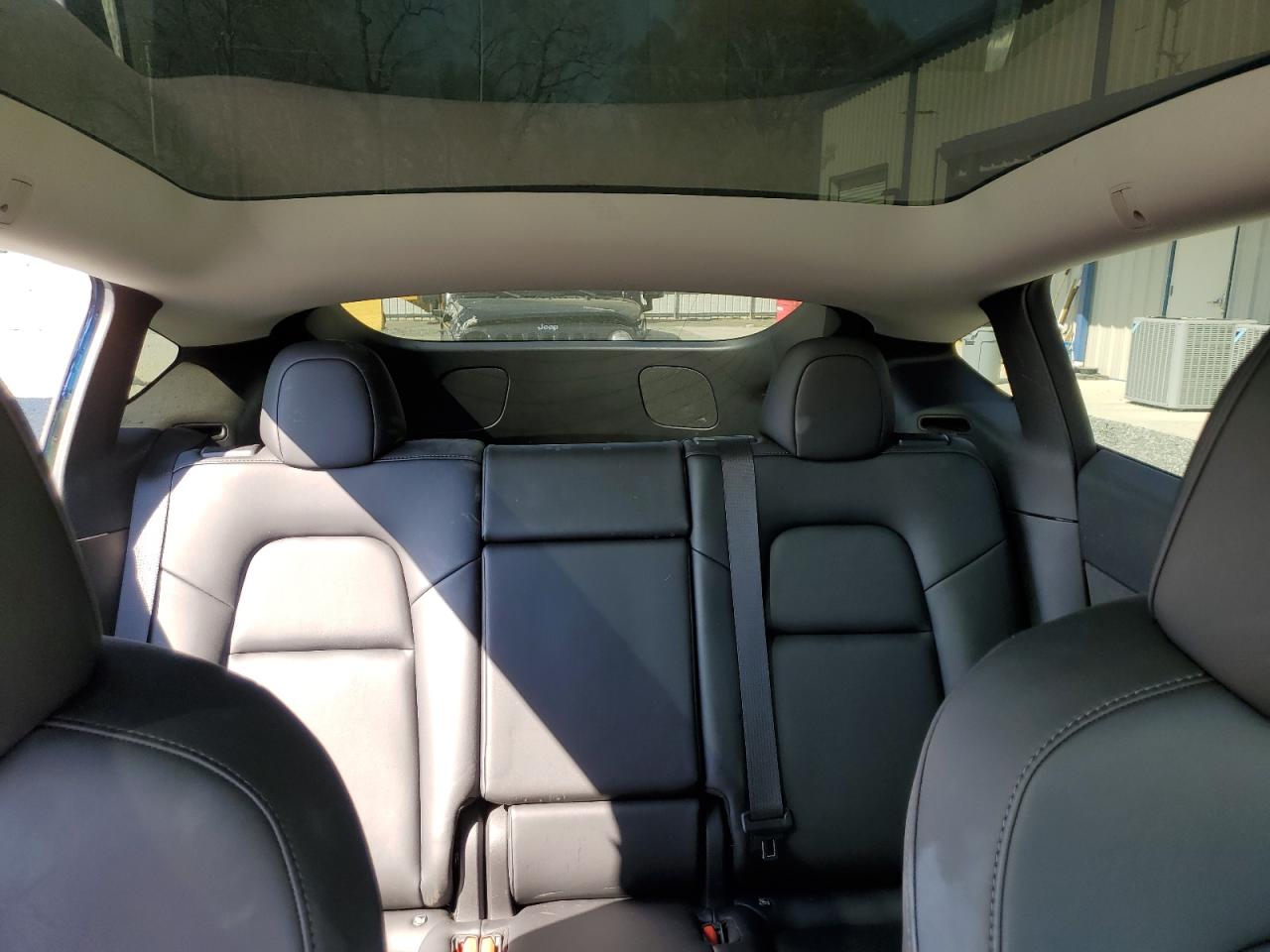 2022 TESLA MODEL Y  VIN:7SAYGDEE3NF435620